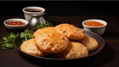 Photo of घर पर बनाएं होटल स्‍टाइल कुरकुरी और स्‍वाद‍िष्‍ट प्‍याज की कचौड़ी