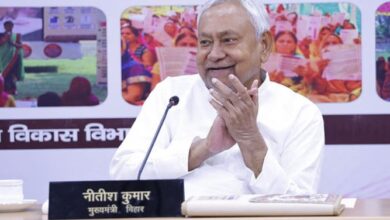 Photo of मिड डे मील के रसोइया, स्कूलों के रात्रि प्रहरी और फिजिकल ट्रेनर का मानदेय दोगुना; सीएम नीतीश का बड़ा एलान