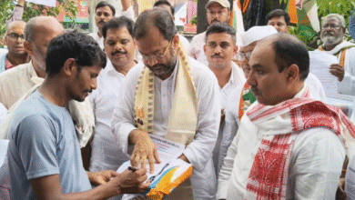 Photo of “वोट चोरी” को लेकर आंदोलि‍त कांग्रे‍स‍ियों ने वाराणसी में चलाया प्रतिरोध हस्ताक्षर अभियान