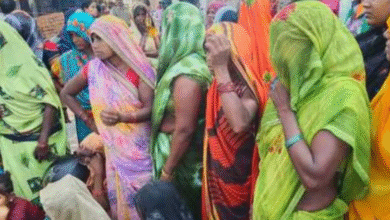 Photo of साथी पर हत्या का आरोप, सड़क पर शव रख कर किया चक्काजाम