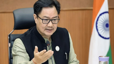 Photo of हजरतबल में अशोह चिह्न की तोड़फोड़ पर क्या बोले किरेन रिजिजू…
