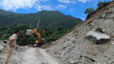 Photo of उत्तराखंड: आज भारी बारिश की चेतावनी, राज्य में 318 सड़क बंद