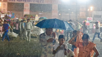 Photo of इंदौर में देर रात बारिश, भीगे गरबा पांडाल, रविवार को भी बारिश का अलर्ट