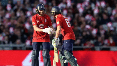 Photo of इंग्लैंड की तूफानी बैटिंग से रिकॉर्ड बुक हो गई तितर-बितर