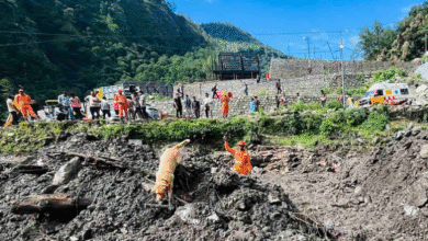 Photo of उत्तराखंड: बारिश से कमजोर हुईं पहाड़ की भू-आकृतियां, शुरू हुए भूधंसाव