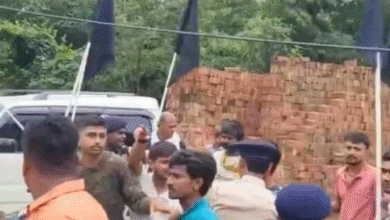 Photo of बिहार: दरभंगा में तेजस्वी को काला झंडा दिखाने की कोशिश हुई नाकाम