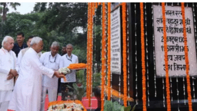 Photo of लाल बहादुर शास्त्री जयंती पर पटना में राजकीय समारोह, राज्यपाल और सीएम ने अर्पित की श्रद्धांजलि