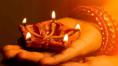 Photo of कार्तिक अमावस्या की रात करें ये उपाय, घर में होगा मां लक्ष्मी का वास