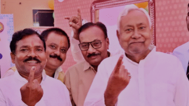 Photo of सीएम नीतीश ने बख्तियारपुर में किया मतदान