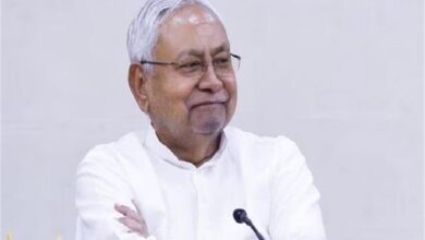 Photo of बिहार: मुख्यमंत्री नीतीश कुमार ने राज्यपाल को सौंपा पत्र