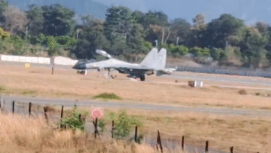 Photo of सुखोई विमान की देहरादून एयरपोर्ट पर इमरजेंसी लैंडिंग