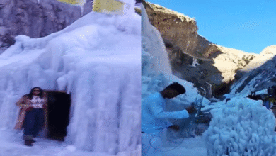 Photo of केलांग: लिंगटी में गुफानुमा आइस कैफे बना पर्यटकों के आकर्षण का केंद्र