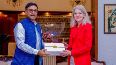 Photo of अमेरिकी विदेश उप मंत्री ने विक्रम मिसरी से की मुलाकात