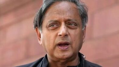 Photo of संसद में हंगामे पर थरूर ने कांग्रेस को दिखाया आईना