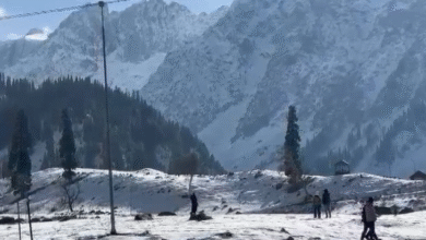 Photo of जम्मू में कड़ाके की ठंड, कश्मीर घाटी में शीतलहर का प्रकोप जारी