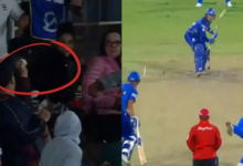 Photo of रिकेल्टन का छक्का और फैन की लगी ‘लॉटरी’!