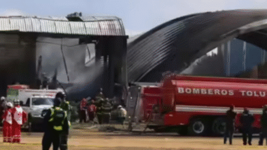Photo of मेक्सिको में इमरजेंसी लैंडिंग के दौरान छत से टकराया प्राइवेट जेट, 7 लोगों की मौत