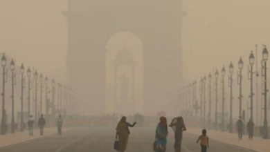 Photo of दिल्ली-NCR में प्रदूषण के बीच कोहरे का कहर, 148 उड़ानें रद्द…ट्रेनें भी हो रहीं लेट