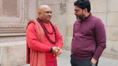 Photo of मणिकर्णिका घाट मामला: स्वामी जितेंद्रानंद बोले- काशी में मंदिर तोड़े जाने की बात करना निचले स्तर की राजनीति