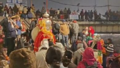 Photo of कड़ाके की ठंड; हरिद्वार गंगा में श्रद्धालुओं ने लगाई आस्था की डुबकी