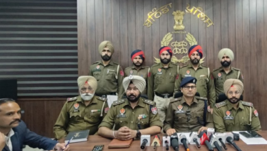 Photo of  बठिंडा में पुलिस ने कार सवार दो तस्करों को दबोचा