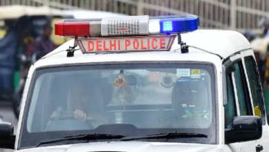 Photo of  ज्वेलरी शोरूम का शटर काटकर तीन करोड़ के गहने उड़ाए, CCTV में कैद वारदात