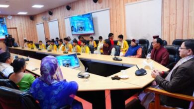 Photo of सीएम धामी ने जन प्रतिनिधियों और संस्कृति स्कूल के बच्चों के साथ सुनी पीएम मोदी के मन की बात