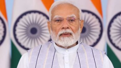 Photo of इंदौर अग्निकांड पर पीएम मोदी ने जताया शोक, पीड़ित परिजनों के लिए आर्थिक सहायता की घोषणा