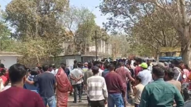 Photo of कोरबा में दर्दनाक हादसा: तेज वाहन ने स्कूटी को मारी जोरदार टक्कर, उछलकर दूर गिरा शख्स