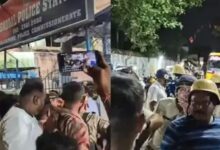 Photo of पीएम मोदी की रैली से पहले बंगाल के जगद्दल में भारी हिंसा, फेंके गए देसी बम