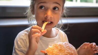 Photo of बच्चों की याददाश्त और स्वभाव बिगाड़ रहा है जंक फूड