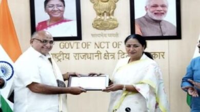 Photo of मालवीय नगर अग्निकांड और साकेत भवन हादसे के ‘हीरो’ सम्मानित