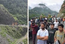 Photo of बाजपुर में भूस्खलन से बदरीनाथ हाईवे बंद, पहाड़ी दरकने से सिमली-ग्वालदम NH भी ठप