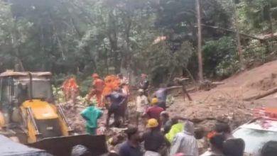 Photo of केरलम में मूसलाधार बारिश से भारी तबाही, भूस्खलन से तीन लोगों की मौत